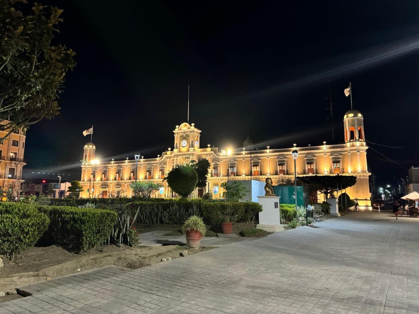 Hotel El Mexicano Tepic Centro Exterior photo