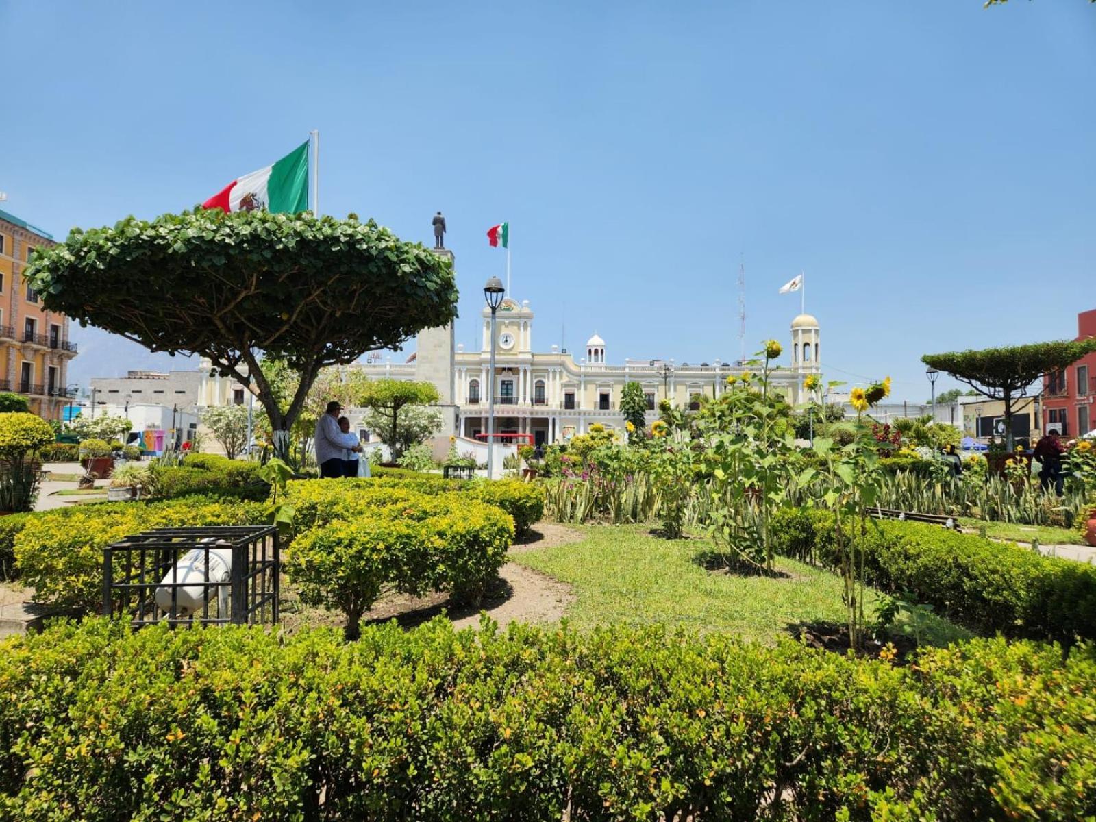 Hotel El Mexicano Tepic Centro Exterior photo